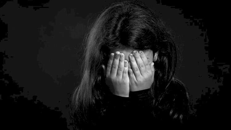 Fransa’da 300’den fazla çocuğa cinsel istismarda bulunan cerrahın cezası belli oldu