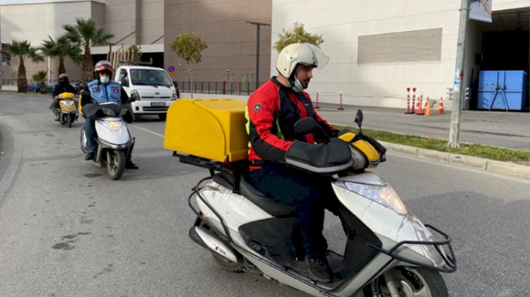 Motosikletli kuryelerden isyan