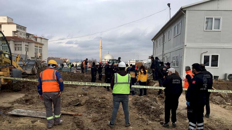 Ankara'da inşaat alanında toprak kayması: 2 işçi öldü