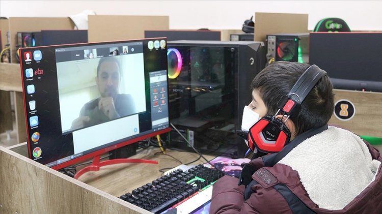 MEB duyurdu... Uzaktan eğitimde yeni karar