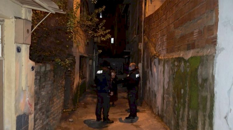 Yalnız yaşayan yaşlı adam, gözleri oyuk halde evinde ölü bulundu