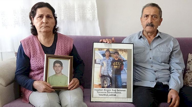 11 yıldır kayıp 2 oğlunu bulana 100 bin lira veya daire verecek
