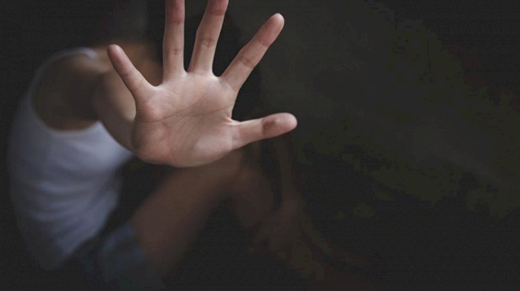 Öğretmenin dağıttığı 'Öğrenci Bilgi Formu' 8 yıllık cinsel saldırıyı ortaya çıkardı