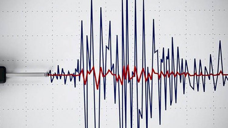 İzmir'de açıklarında 4.5 büyüklüğünde deprem