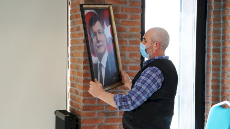 Davutoğlu'nun partisi kapıya kilit vurdu
