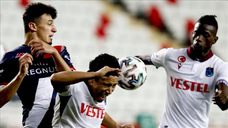 Trabzonspor 1 puanı son dakikada kurtardı