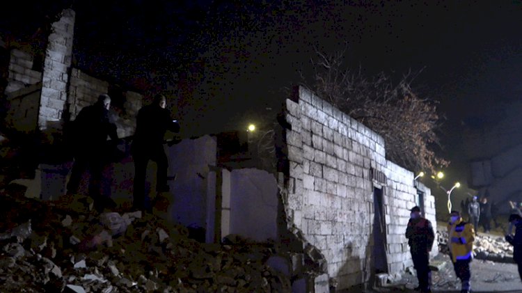 Gaziantep'te bina çöktü; 4 kişi yaralandı