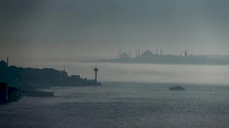 İstanbul Boğazı geçişlere kapatıldı!