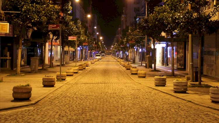 Hafta sonu uygulanacak sokağa çıkma kısıtlaması başladı