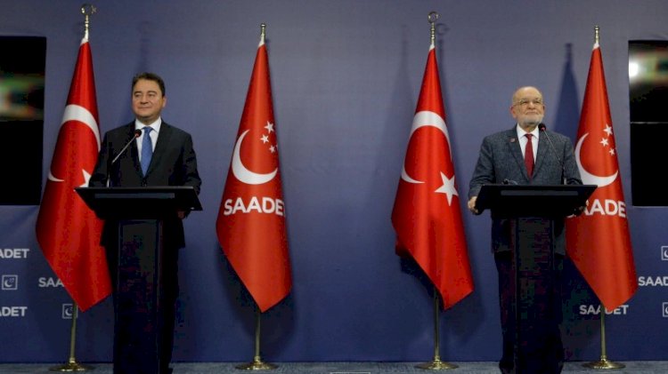 Karamollaoğlu AKP'ye göz mü kırptı?