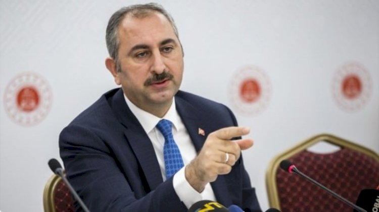 Bakan Gül: Anayasanın temelinde 'vesayet' var
