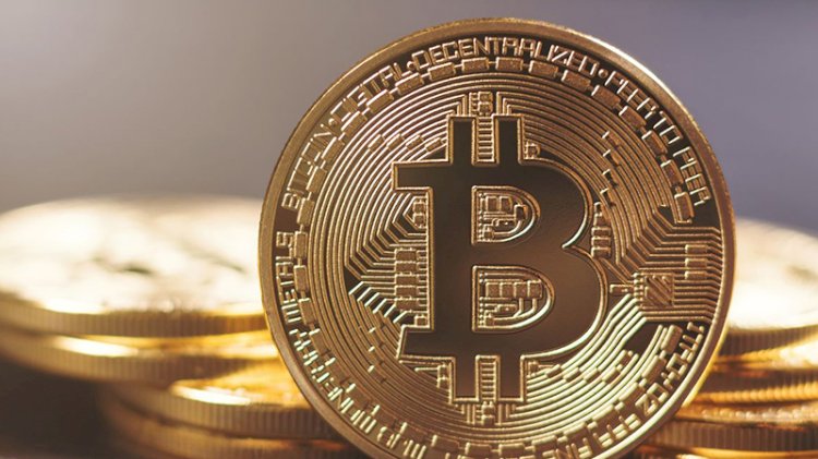 Bitcoin zirveyi görüp düşüşe geçti