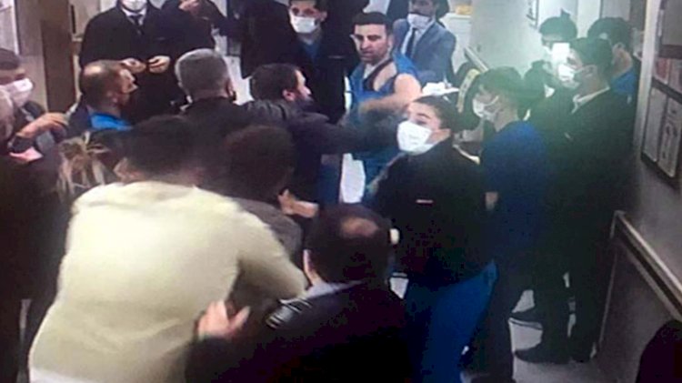 Hasta yakınlarından sağlık çalışanlarına saldırı!