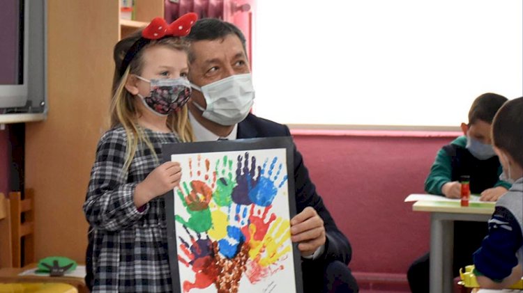 Ziya Selçuk'tan okulların açılmasına ilişkin yeni açıklama