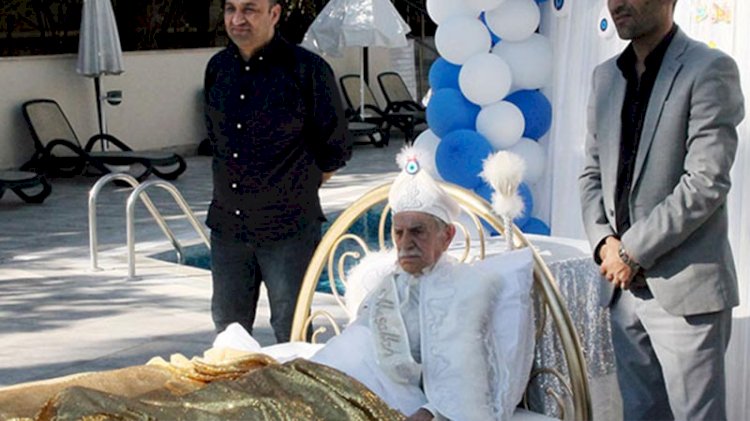 Aydemir Akbaş film gereği sünnet oldu