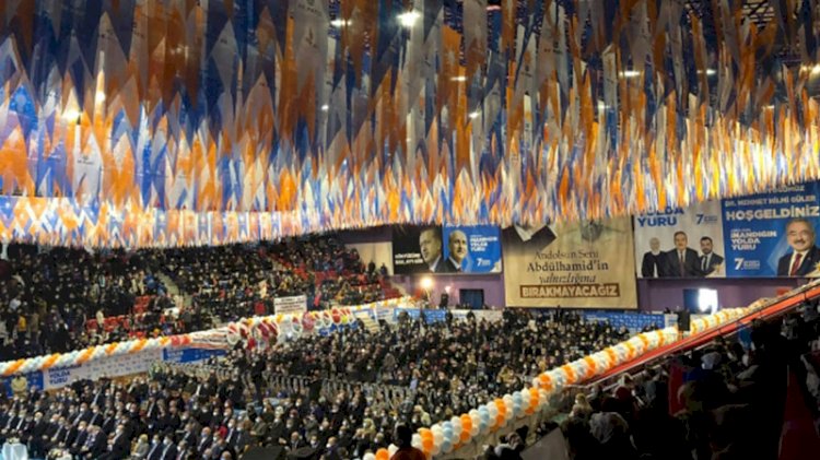 'Lebaleb' kongreler ilk 10'a girdi!