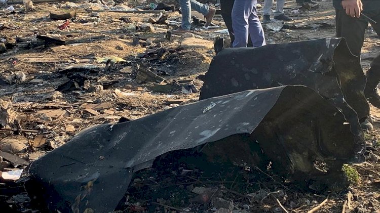 Güney Sudan'da bir yolcu uçağı düştü