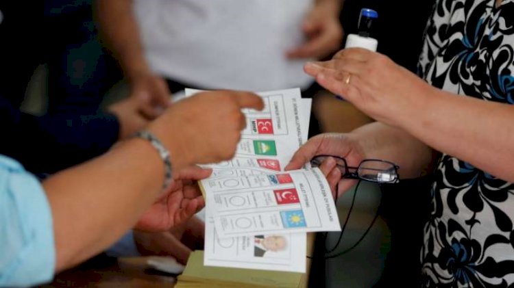 16 seçim anketinin ortalaması ne diyor?