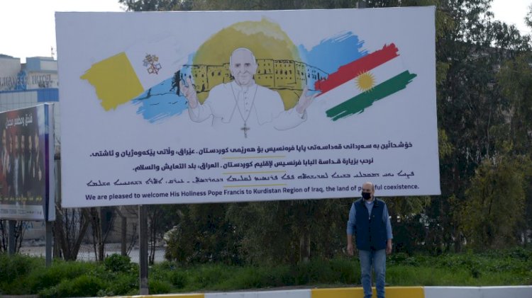 Erbil'de Papa hazırlığı: 4 dilde mesaj