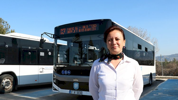 Kadının gücü! Üniversite mezunu 3 çocuk annesi, özel halk otobüsü şoförlüğü yapıyor