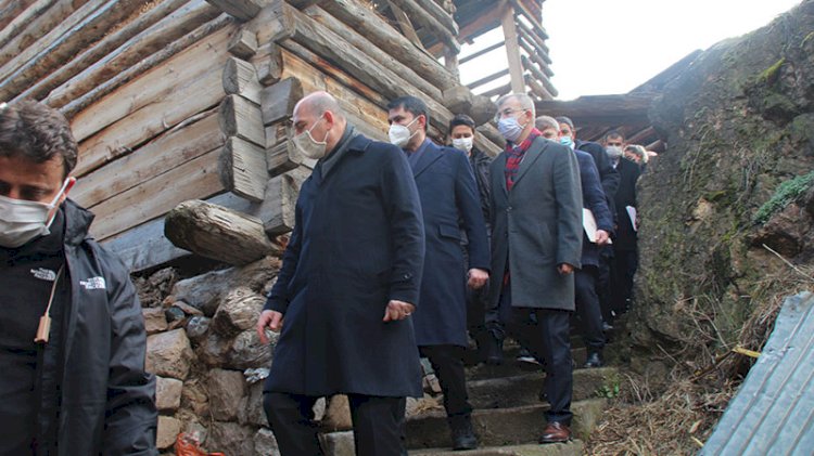 Bakanlar Soylu ve Kurum'dan Artvin'deki yangınla ilgili açıklama