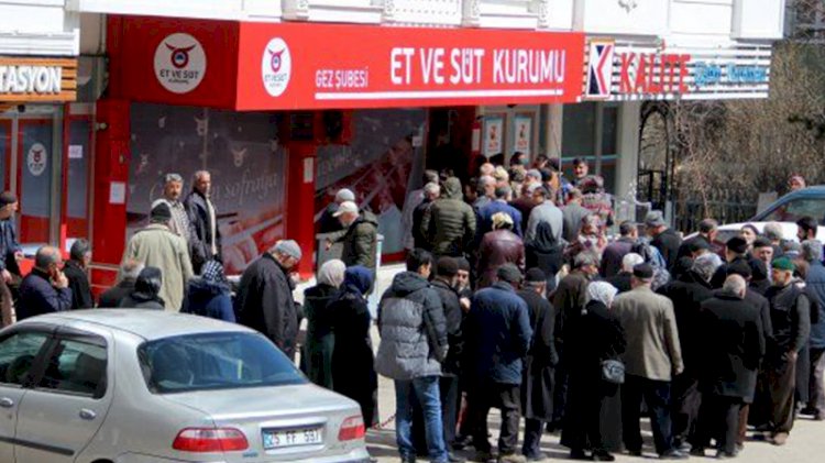 Ramazan öncesi ucuz et kuyruğu