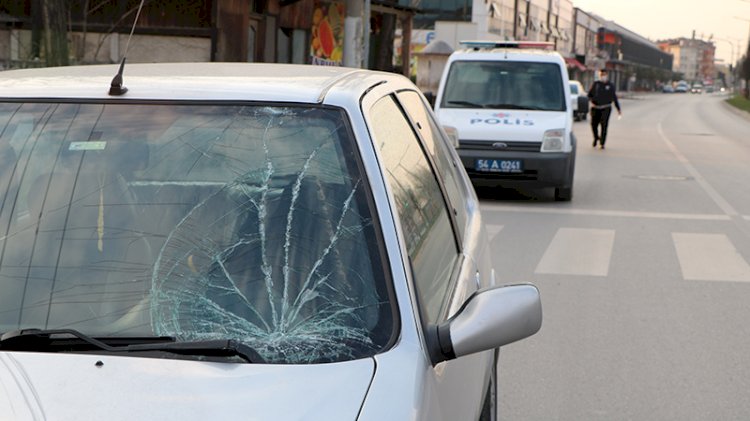 Otomobilin önüne atladı, 'Ben daha ölmedim mi?' diyerek başka otomobilin önüne atladı