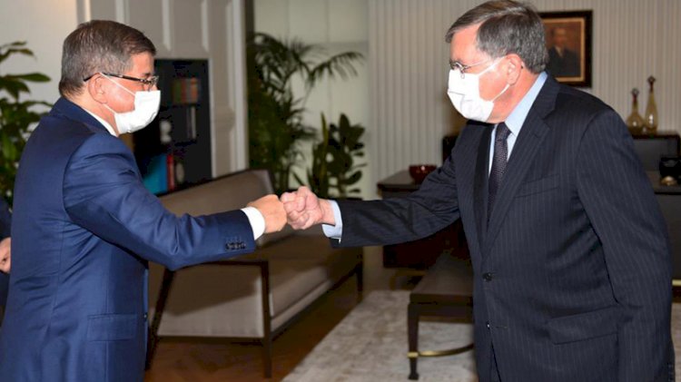 ABD Ankara Büyükelçisi Satterfield'dan Davutoğlu'na ziyaret