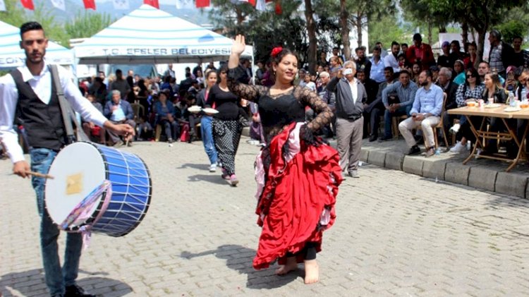 8 Nisan 'Romanlar Günü' olarak kutlanacak