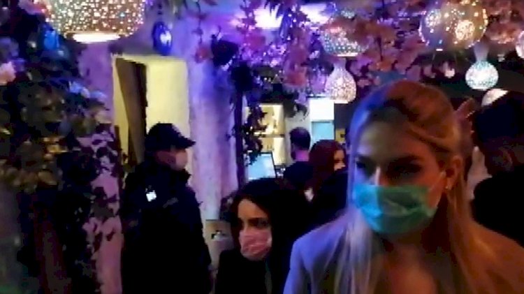 Kısıtlamayı hiçe saydılar: 100 kişiyle koronavirüs partisi