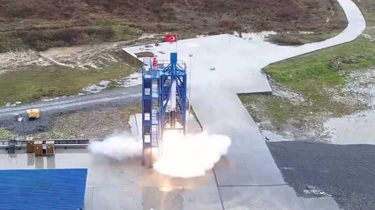 Milli ve özgün hibrit roket motoru ilk sınavını başarıyla geçti