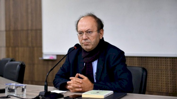 Yeni Şafak yazarı Yusuf Kaplan: Laiklik bizi bozar!