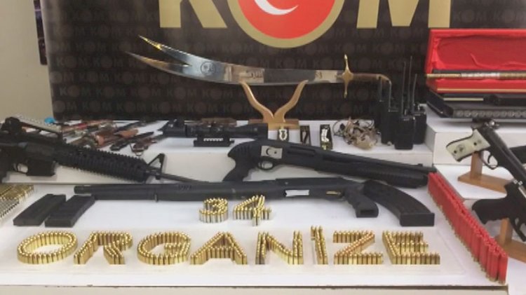 İşte Sedat Peker operasyonunda ele geçirilenler