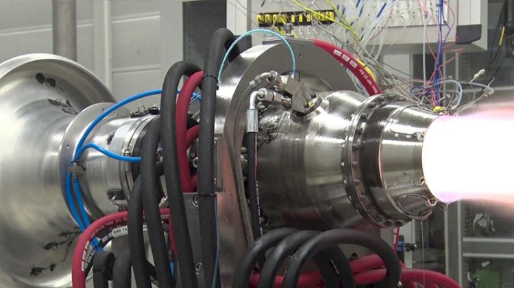 Türkiye'nin ilk orta menzilli füze motoru TEI-TJ300 dünya rekoru kırdı