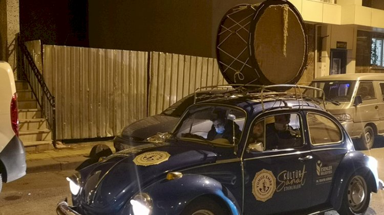 Vatandaşı sahura 'davullu vosvoscular' kaldırdı