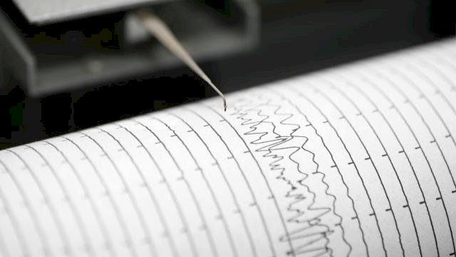 İran'da 5,9 büyüklüğünde deprem