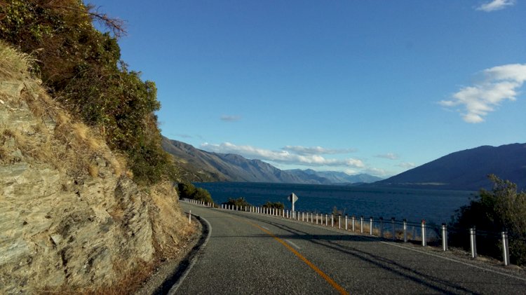  /></p><h2><b><i>Wanaka Gölü…</i></b></h2><p><span style=