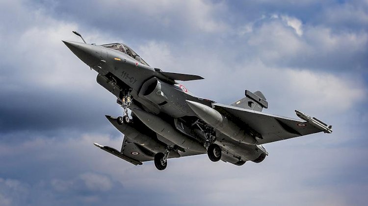 Fransa, Mısır'a 30 savaş uçağı satacak