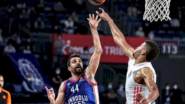 Anadolu Efes, Final Four'da!