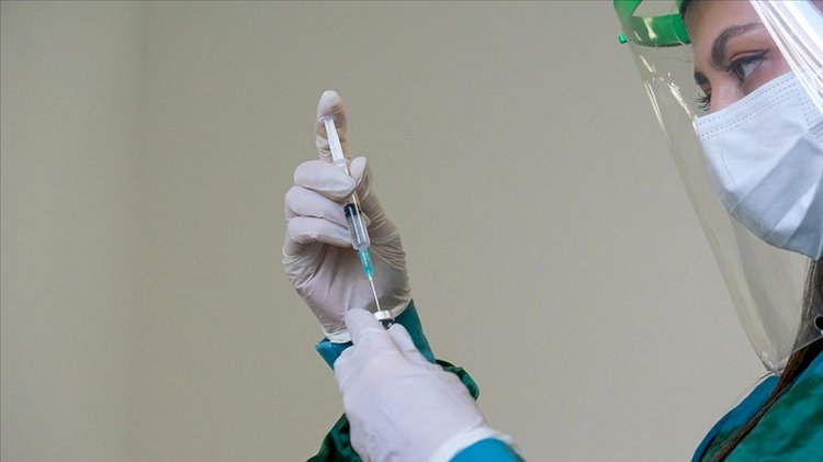 Türkiye'de 1 doz aşı vurulanların sayısı 20 milyonu aştı