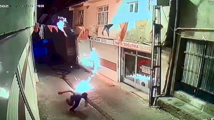 AKP ilçe binasına molotof kokteylli saldırı