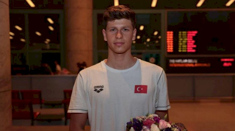 Lise öğrencisine 16 dünya üniversitesinden burs teklifi