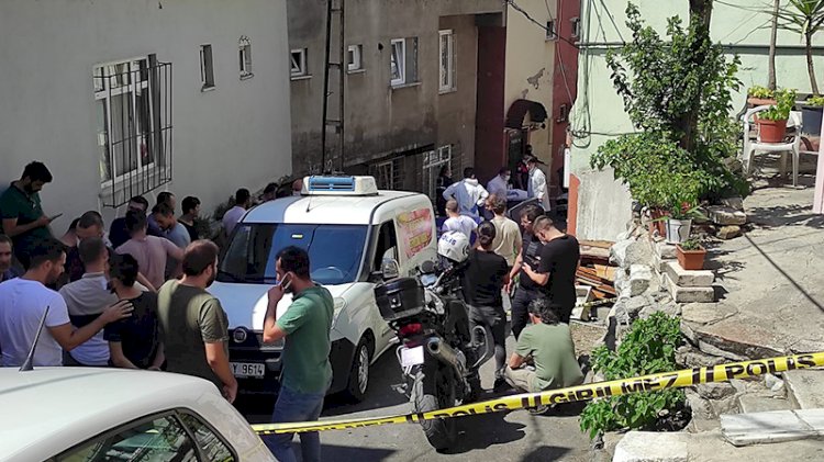 Beyoğlu'nda silahlı çatışma: 3 ölü, 1 yaralı