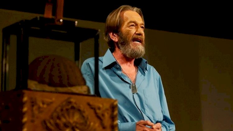 Ferhan Şensoy: Eğilip bükülme devrinde değiliz