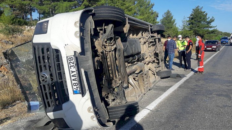 Otobüs ve öğrenci servisi çarpıştı: Ölü ve yaralılar var