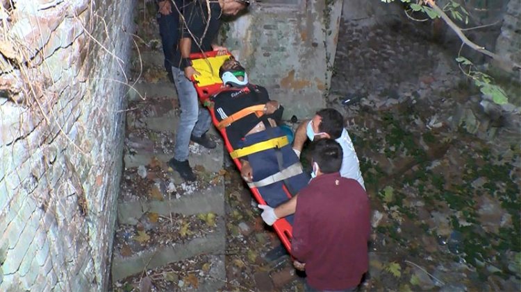 Manzara izlediği tarihi surlardan düştü