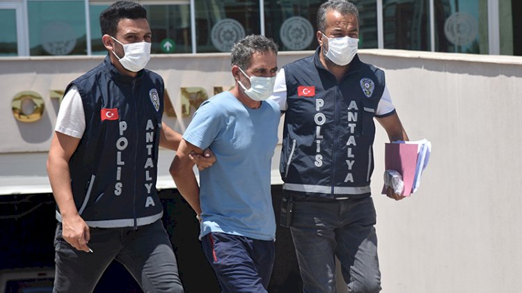 20 yıllık arkadaşını öldürdü: Sebebi ise dedikodu…