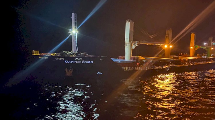 Bozcaada açıklarında 2 gemi çarpıştı