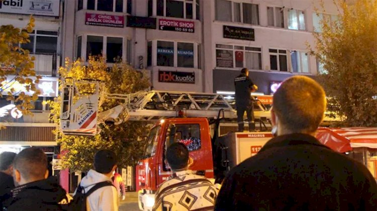 'Erotik shop' tabelası şehri karıştırdı