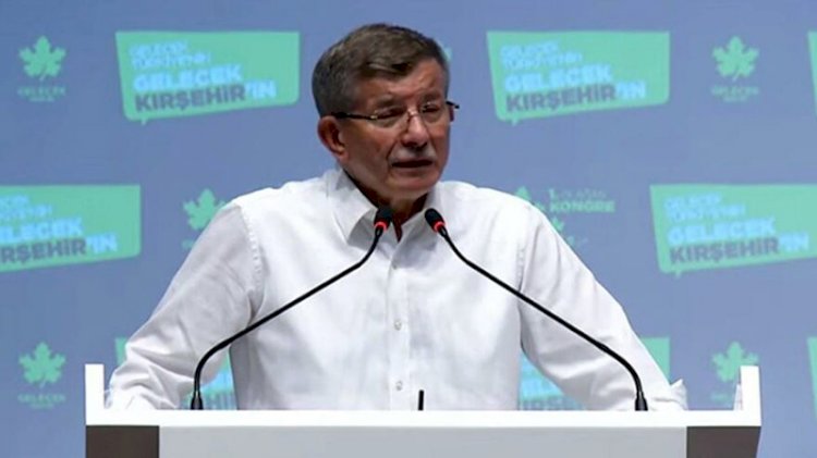 Davutoğlu'ndan ilginç iddia: Erdoğan'ın katıldığı toplantıda tartışma çıktı
